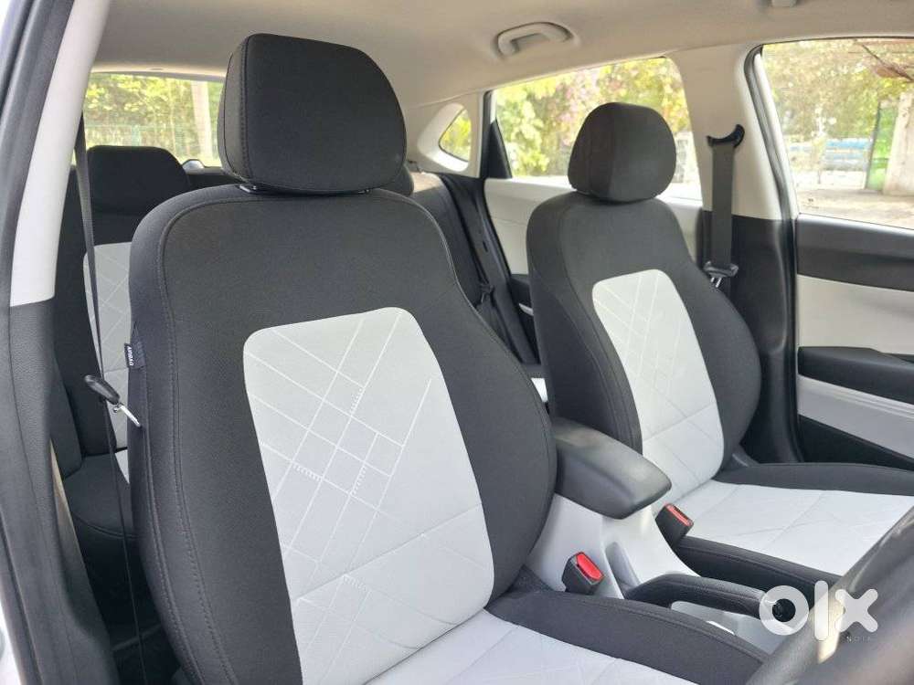 Hyundai I20 Sportz 1.2 Ivt, 2025, Petrol