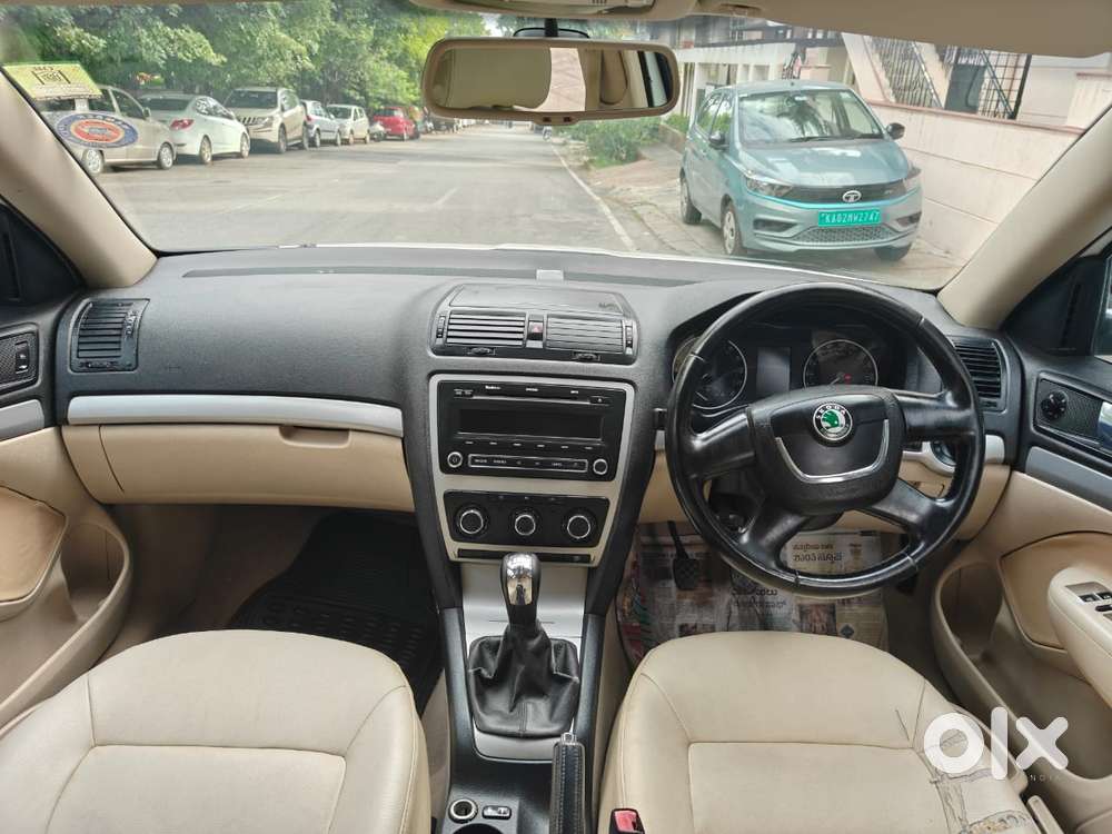 Skoda Laura Elegance 1.9 Tdi Mt, 2010, Diesel