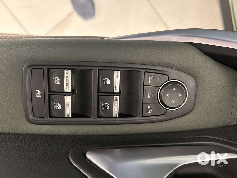 Renault New Duster Rxz Mt, 2026, Petrol