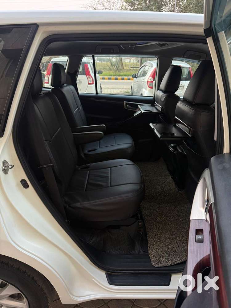 Toyota Innova Crysta Zx 2.4 Diesel 7 Seater, 2017, Diesel