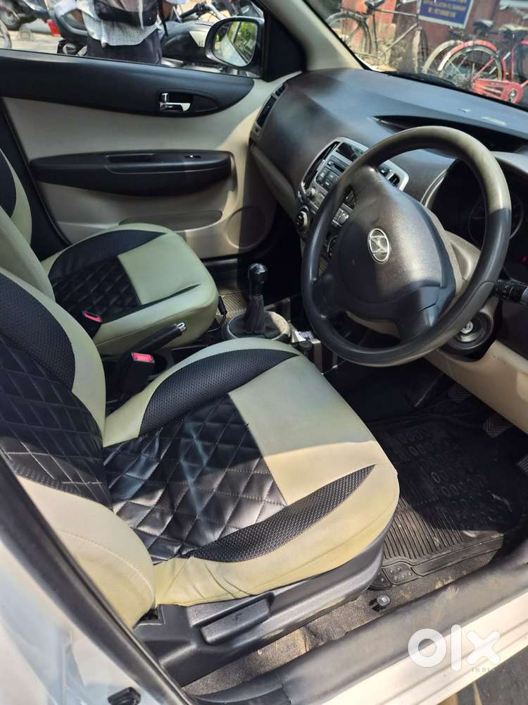 Hyundai I20 2009-2011 Magna, 2012, Petrol