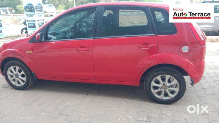 Ford Figo Petrol Zxi, 2012, Petrol