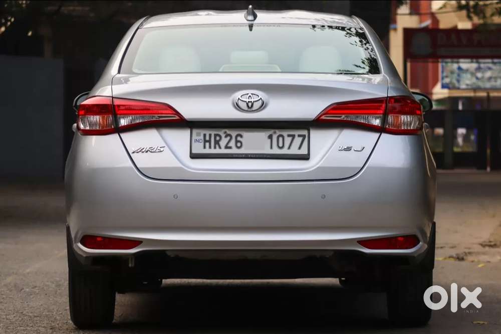 Toyota Yaris J Cvt, 2020, Petrol