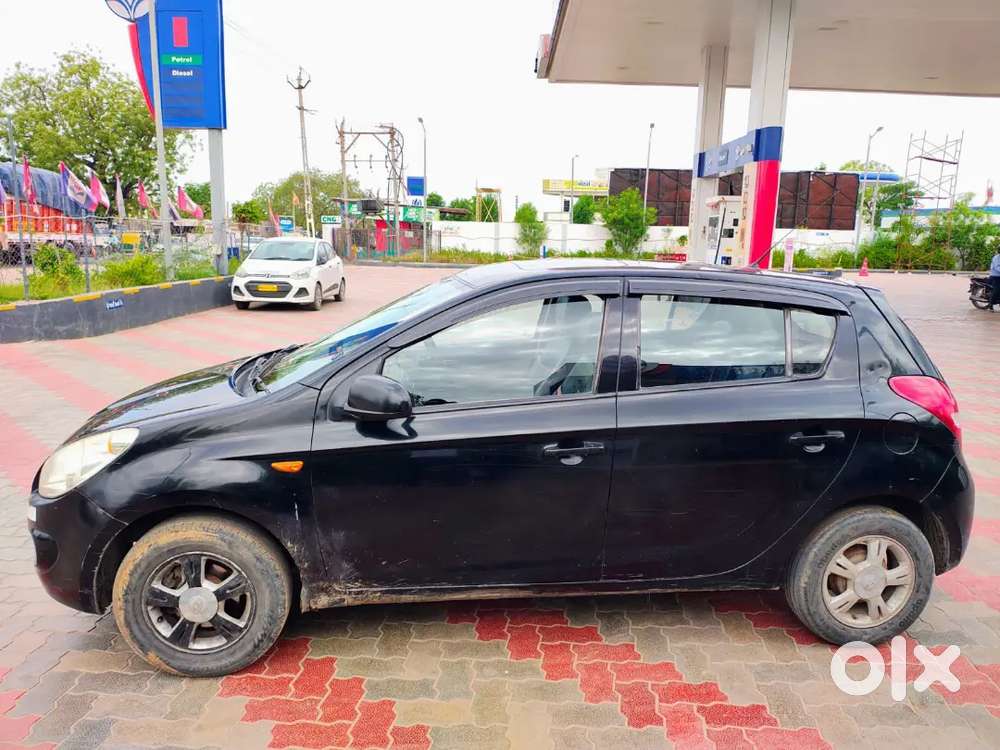 Hyundai I20 2010 Petrol 70000 Km Driven