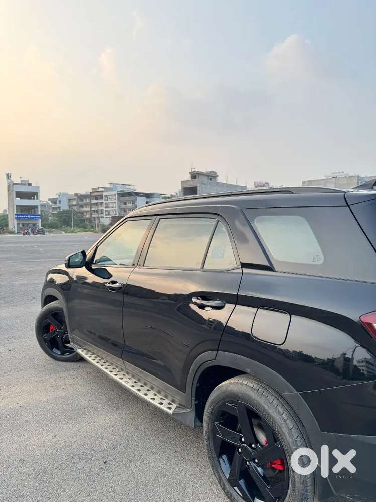 Hyundai Alcazar 2.0 Petrol Top Model 18k Driven