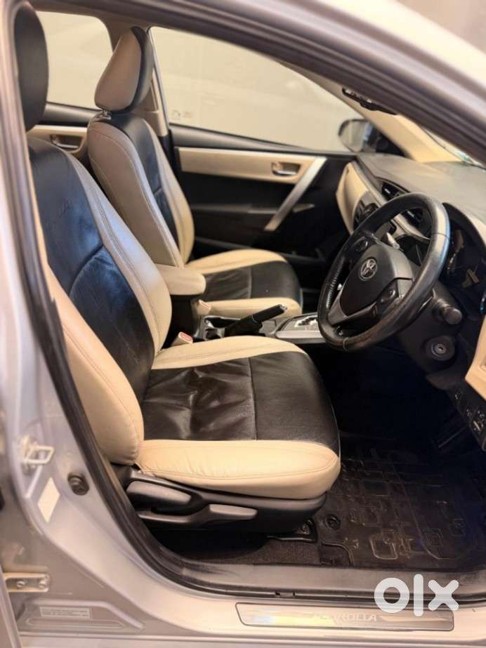 Toyota Corolla Altis 1.8 J, 2016, Petrol