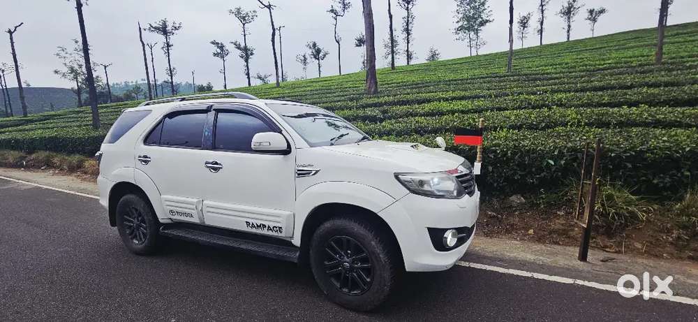 Toyota Fortuner 2012 Diesel Well Maintained