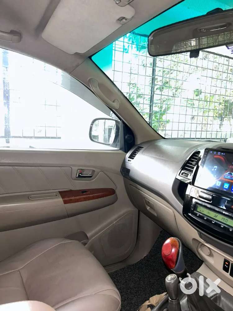 Toyota Fortuner 2011 Diesel 98000 Km Driven