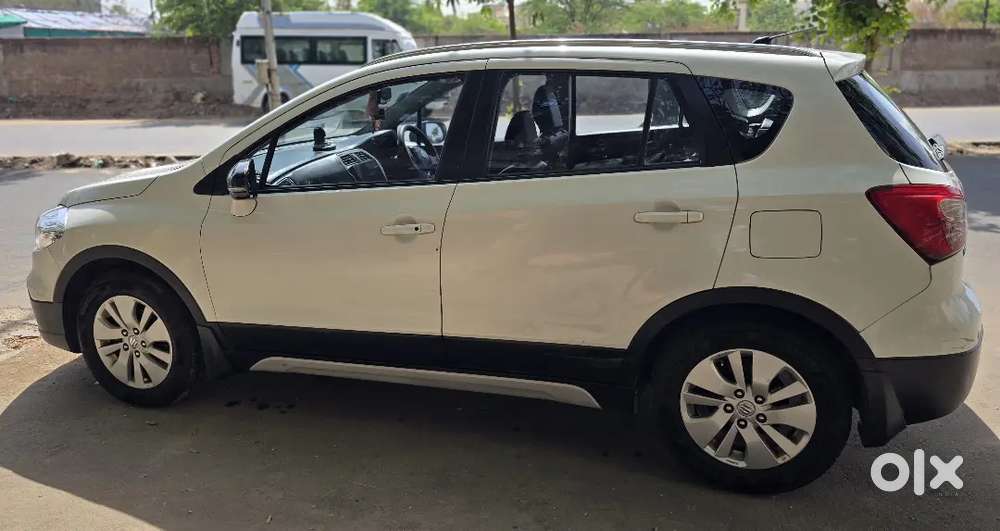 Very Good Condition And One Hand Used Car