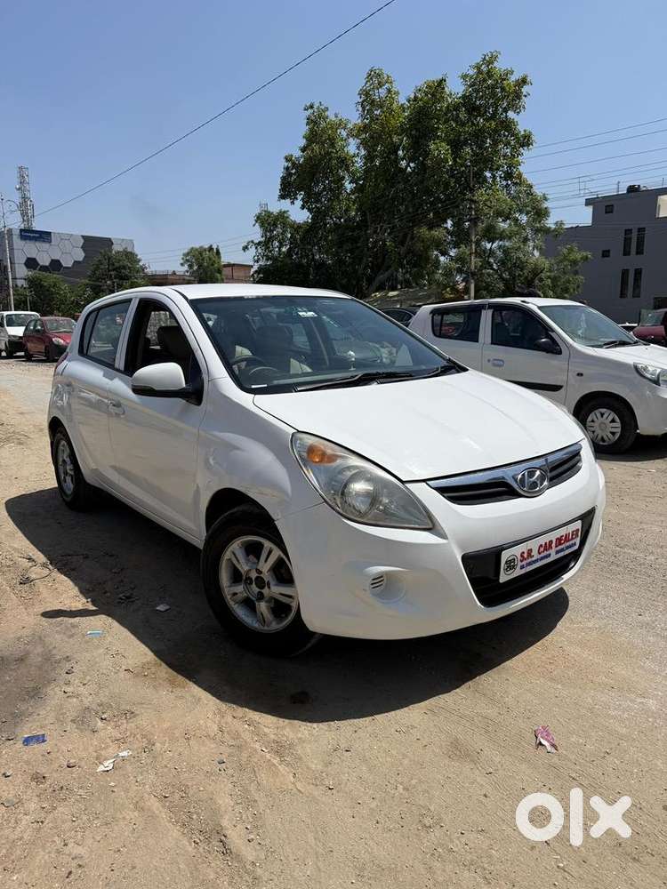 Hyundai I20 2011 Petrol 127000 Km Driven