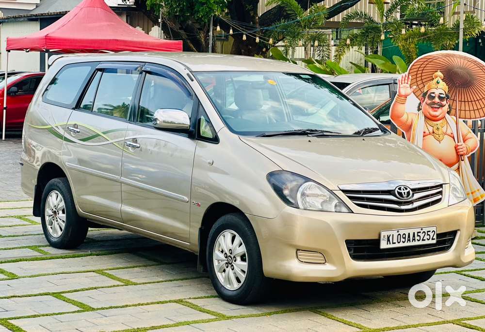 Toyota Innova 2.5 V 7 Str, 2011, Diesel