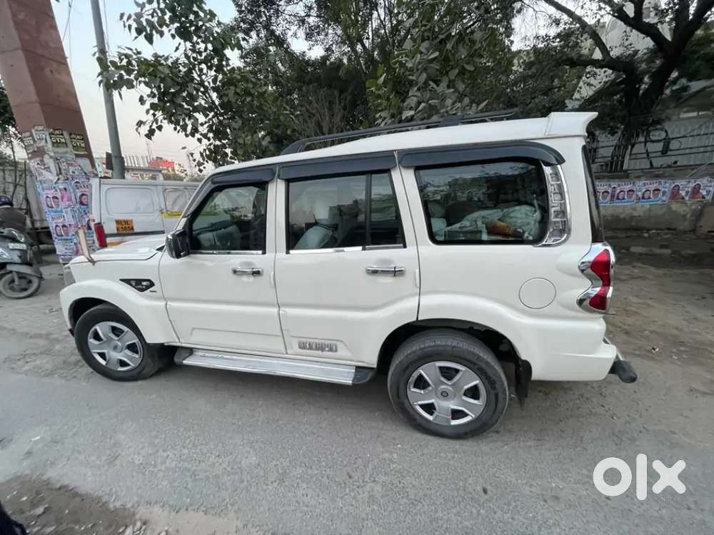 Mahindra Scorpio 2.2 S4 2020