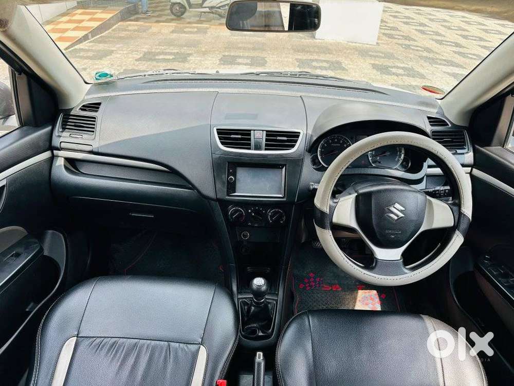 Maruti Suzuki Swift Vxi Optional, 2017, Petrol