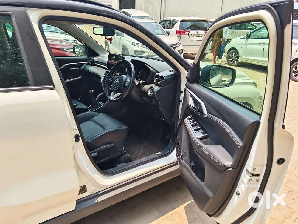 Toyota Urban Cruiser Hyryder 1.5 V Neo Drive, 2024, Petrol