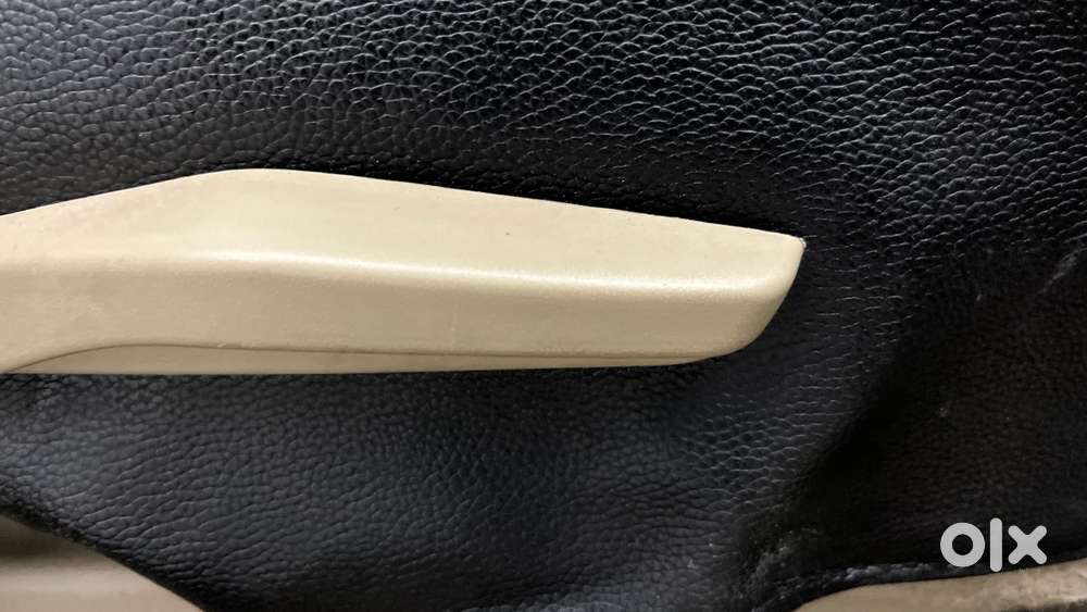 Maruti Suzuki Swift Dzire 1.2 Vxi Bsiv, 2017, Petrol