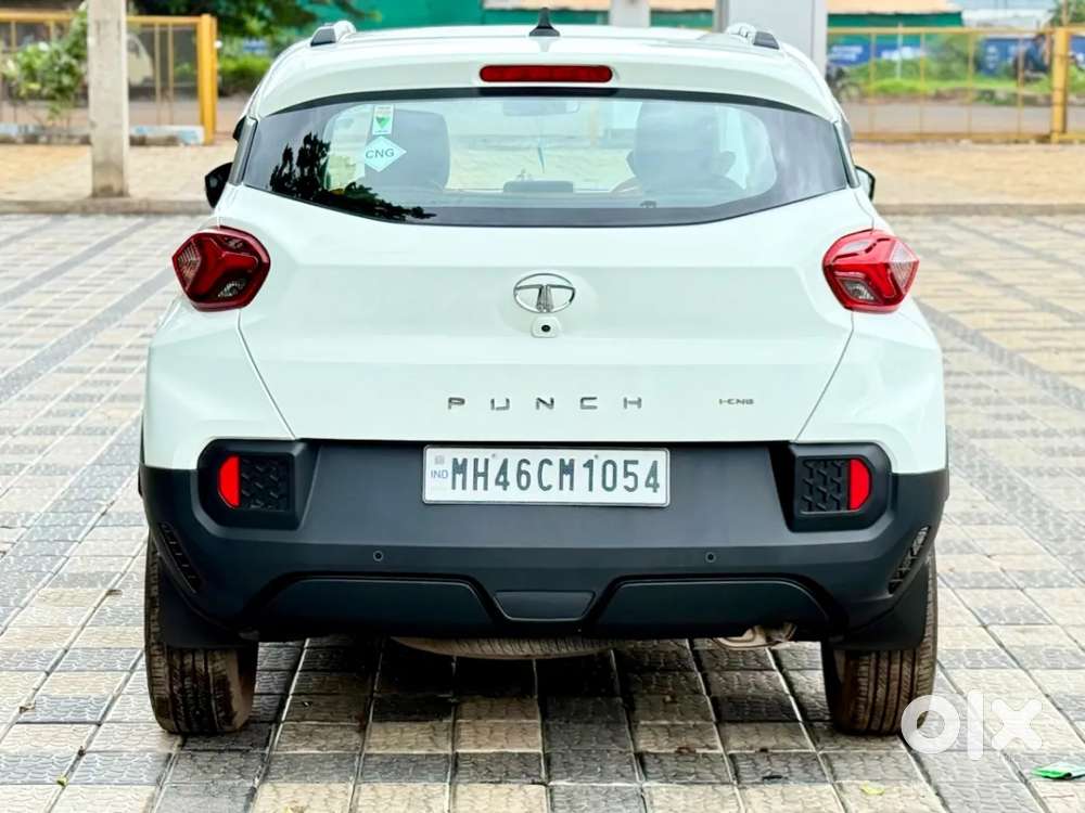 Tata Punch Accomplished Dazzle Sunroof Cng, 2023, Cng & Hybrids