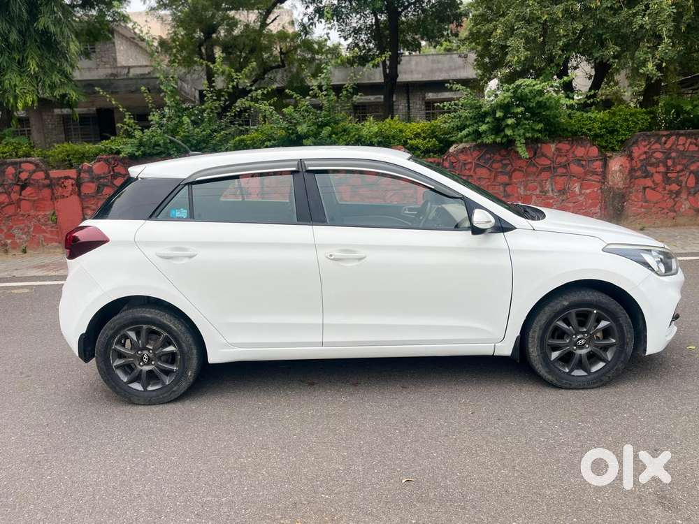 Hyundai I20 Sportz Plus, 2020, Petrol