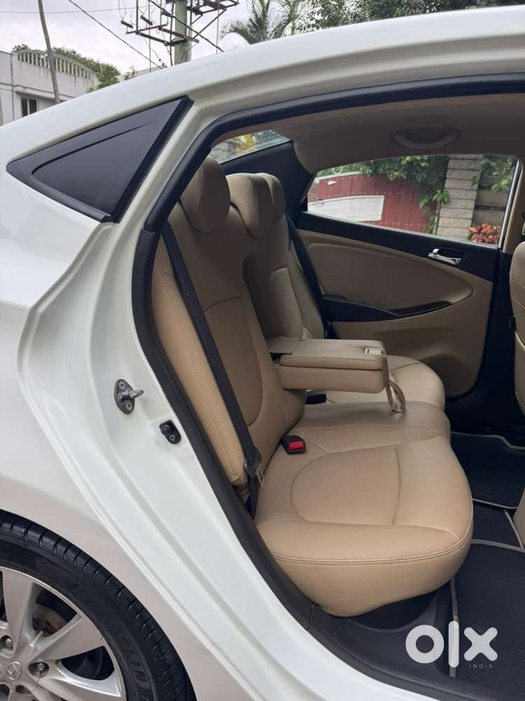 Hyundai Verna Fluidic 1.6 Crdi Sx Diesel Manual In Pristine Condition!