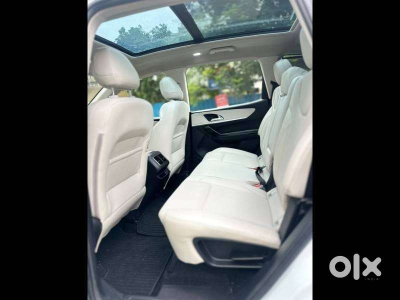 Mahindra Xuv700 2.2 Ax 7 Diesel At Luxury Pack Str, 2024, Diesel
