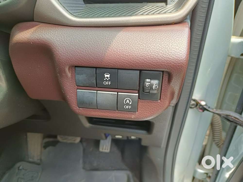 Maruti Suzuki Fronx Delta Plus 1.2 Ags, 2024, Petrol