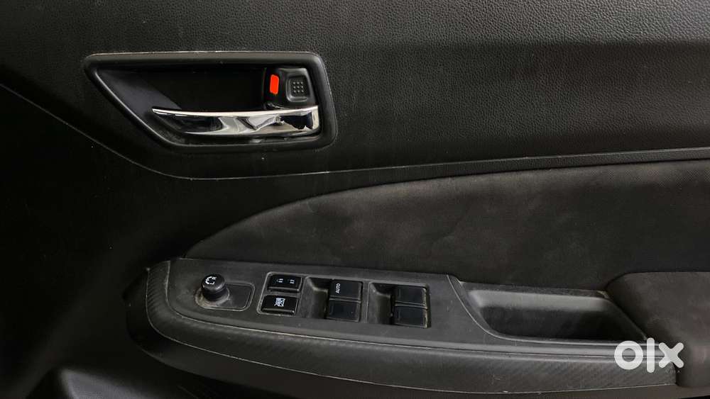 Maruti Suzuki Swift Vvt Vxi, 2022, Petrol