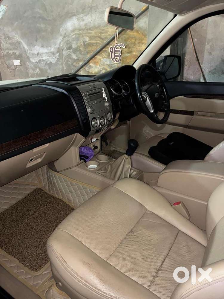 Ford Endeavour 2012 Diesel 147800 Km Driven