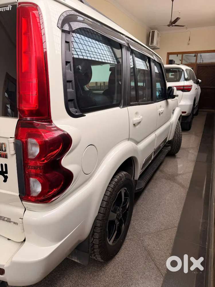 Mahindra Scorpio Classic 2023