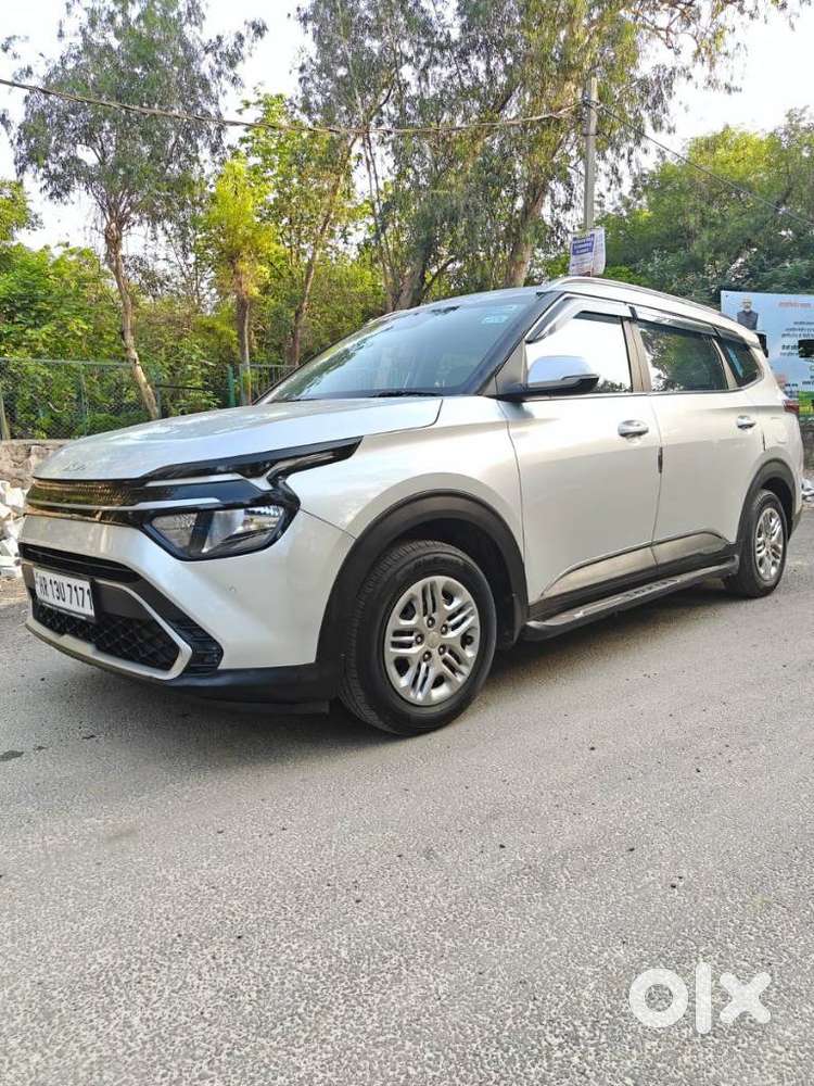 Kia Carnival Prestige, 2023, Cng & Hybrids