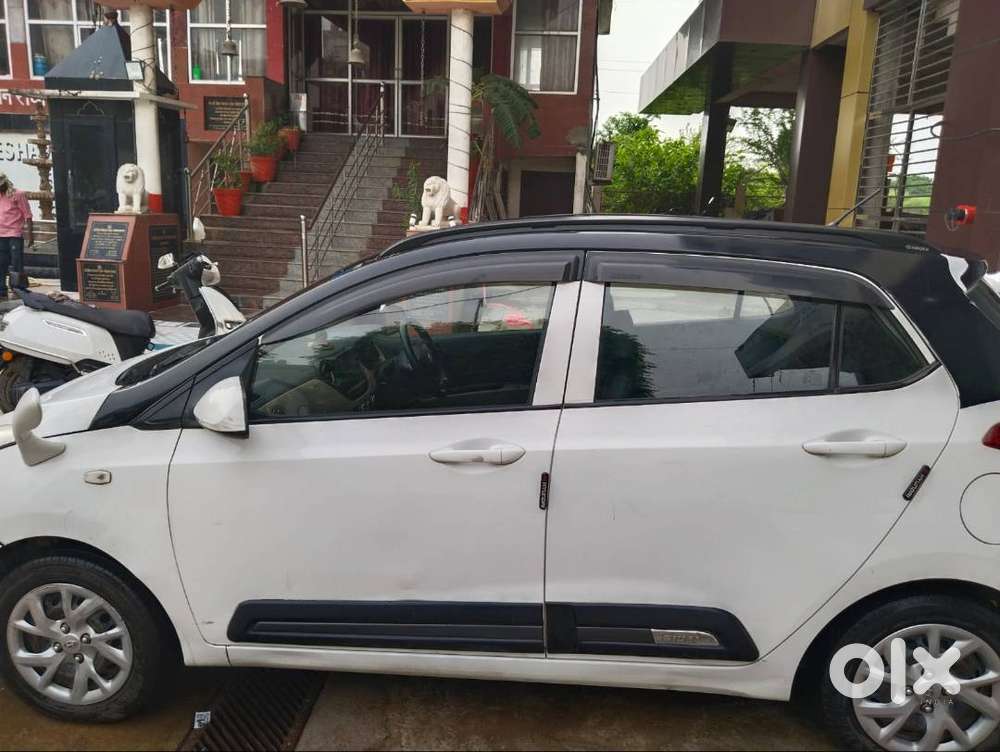 Hyundai Grand I10 2017 Petrol Well Maintained