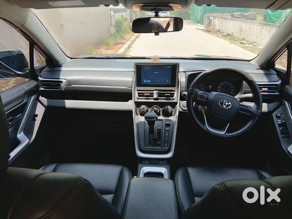Toyota Innova Hycross 2.0 Gx 8 Str, 2024, Petrol