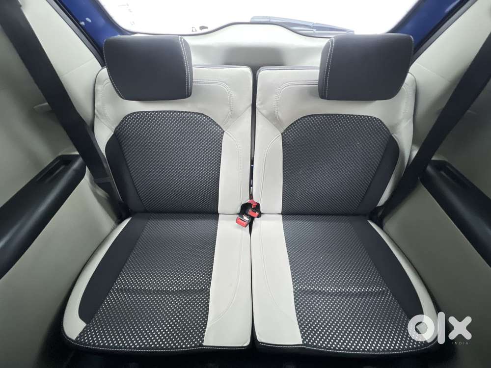 Renault Triber Rxz, 2021, Petrol