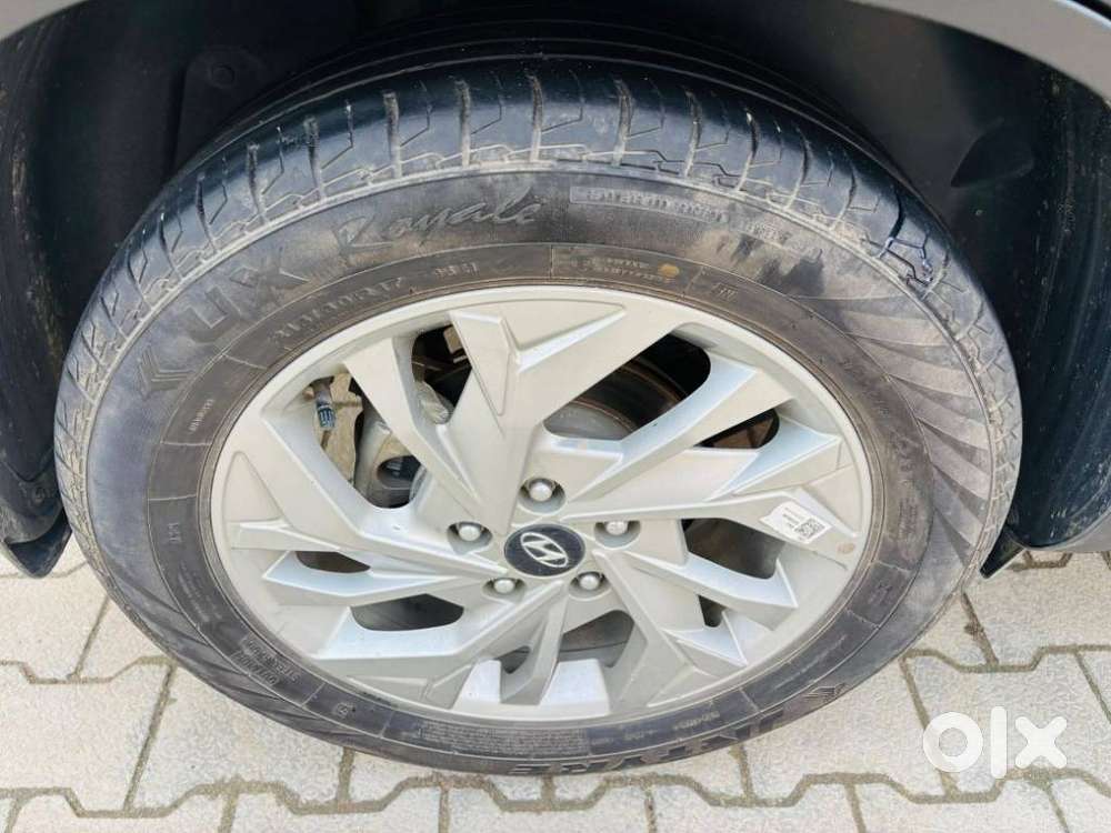 Hyundai Creta Sx Petrol Mt, 2023, Petrol