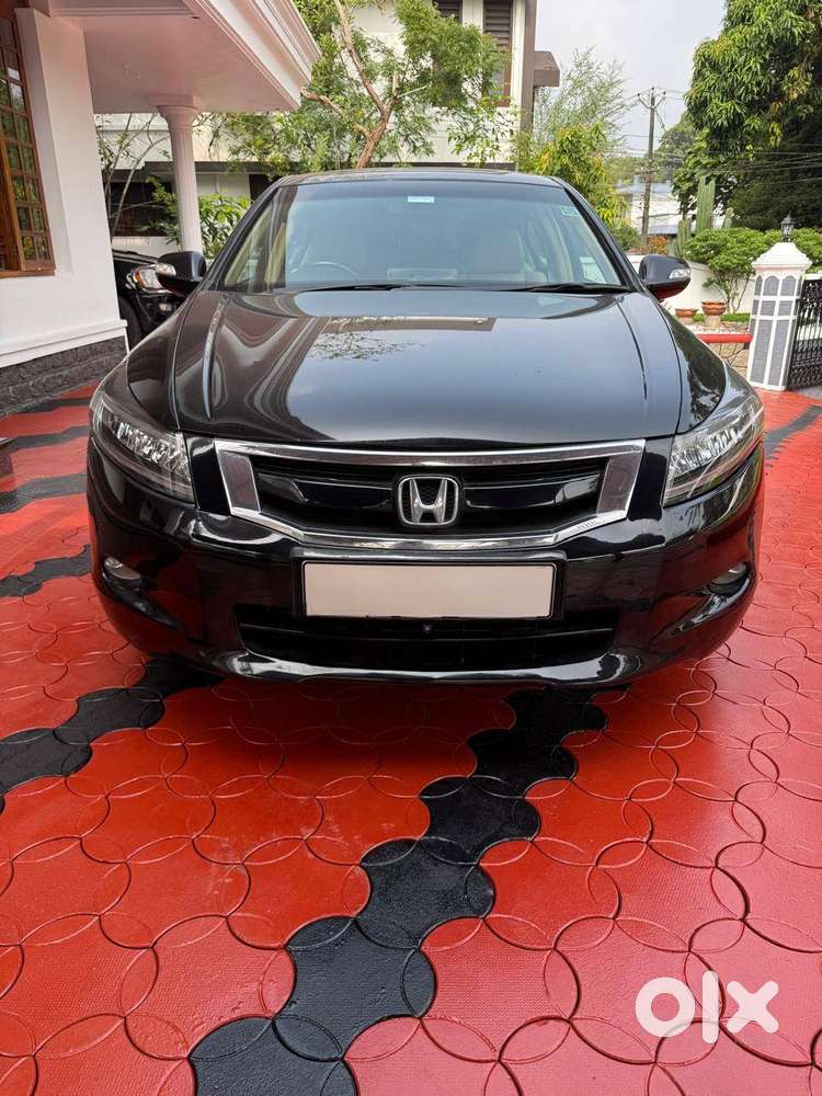 Honda Accord V6, 2010 Full Option, Automatic