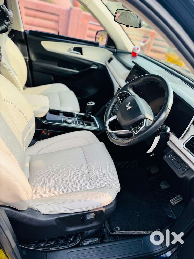 Mahindra Xuv700 2.2 Ax 7 Diesel Mt Str, 2023, Diesel