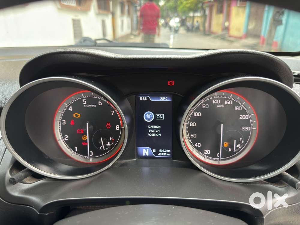 Maruti Suzuki Swift Zxi Plus, 2021, Petrol