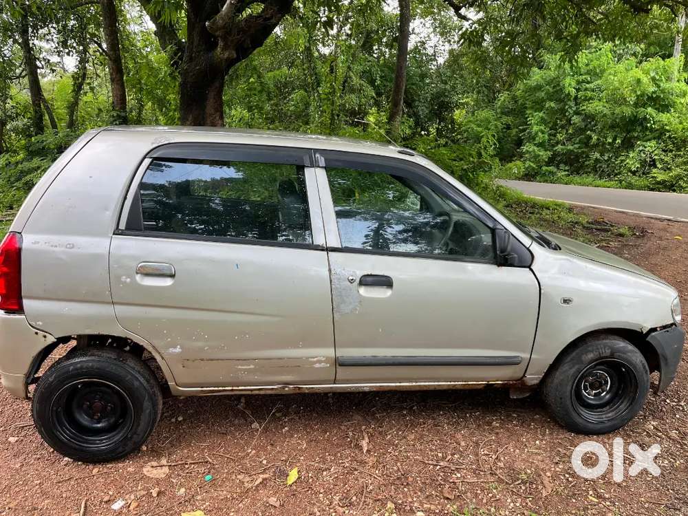 स्क्रॅप कार खरेदी करतो व एक्सीडेंट कार खरेदी करतो