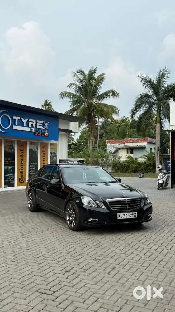 Mercedes-benz E-class 350 Petrol 2010