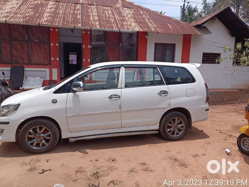 Toyota Innova 2.5 Diesel 2012