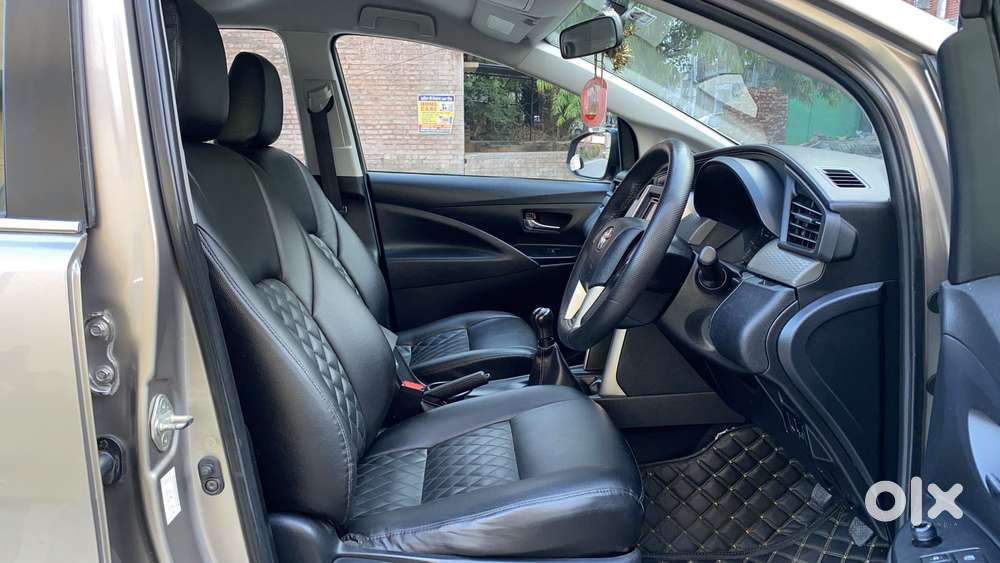 Toyota Innova Crysta 2.4 G Plus Mt, 2017, Diesel