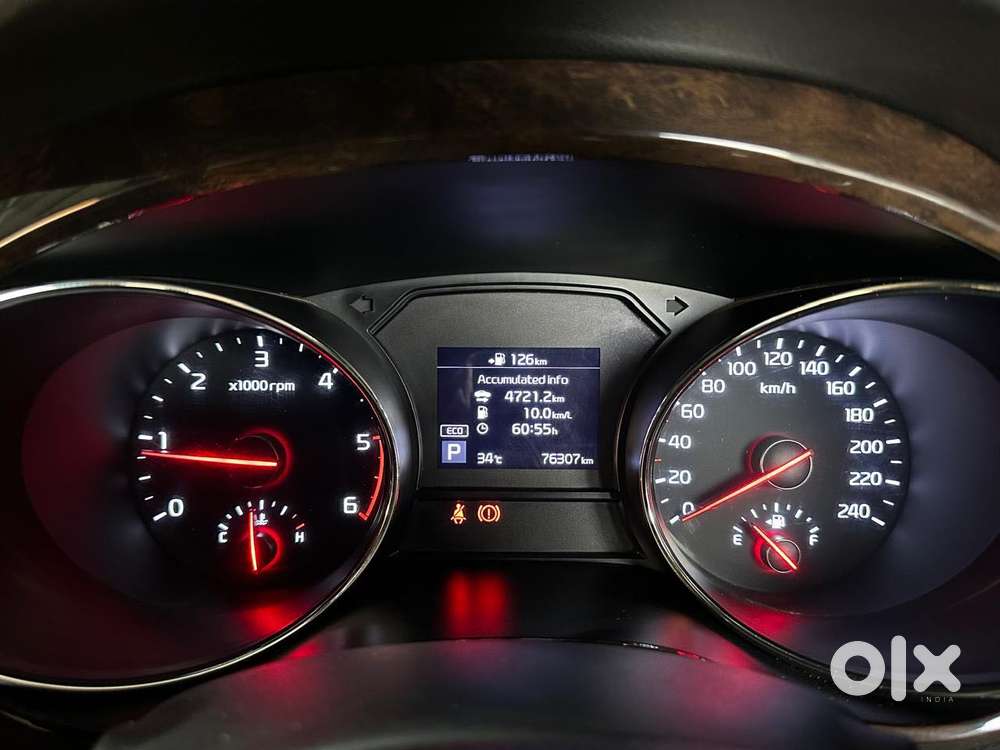 Kia Carnival Limousine Plus 7 Str, 2022, Diesel