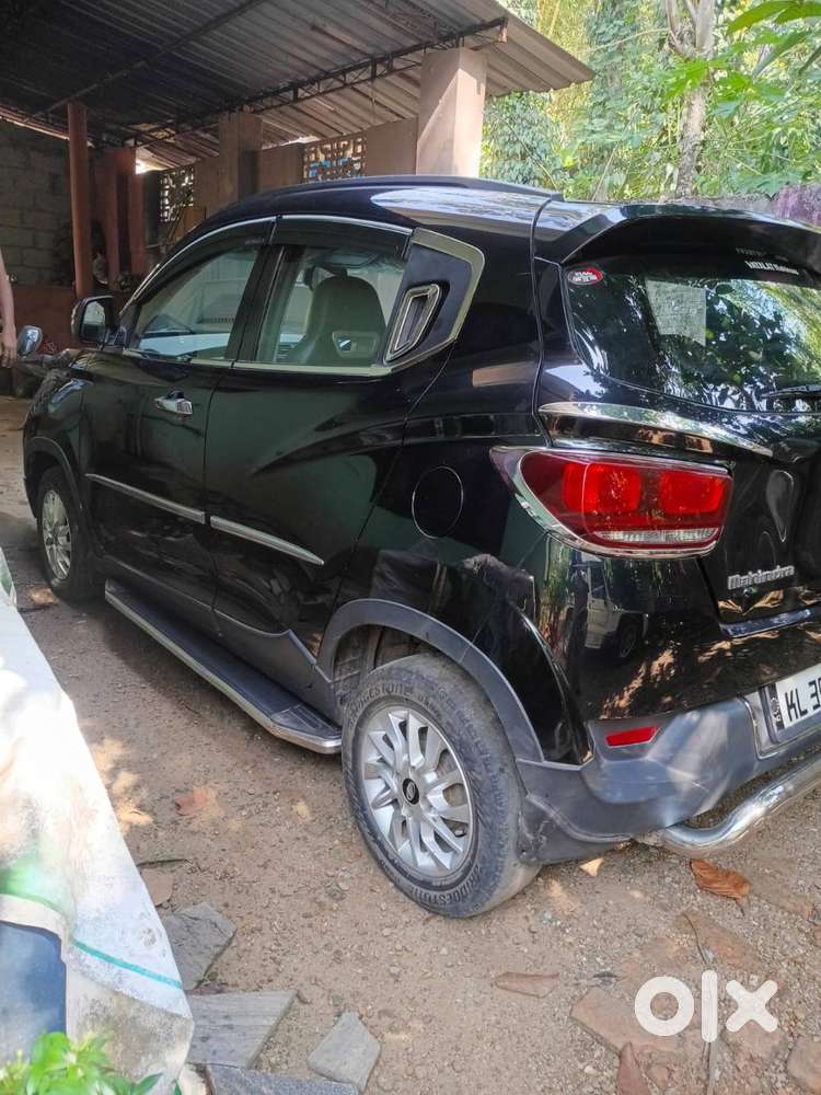 Mahindra Kuv 100 2017 Petrol 80856 Km Driven