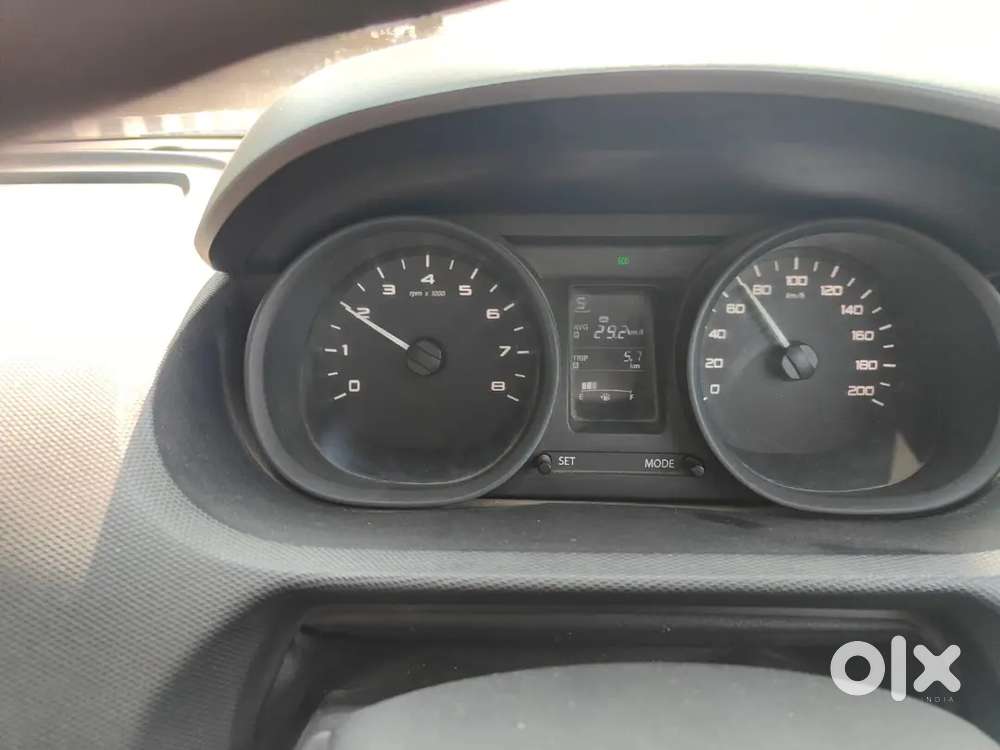 Tata Tiago 1.2 Revotron 2016