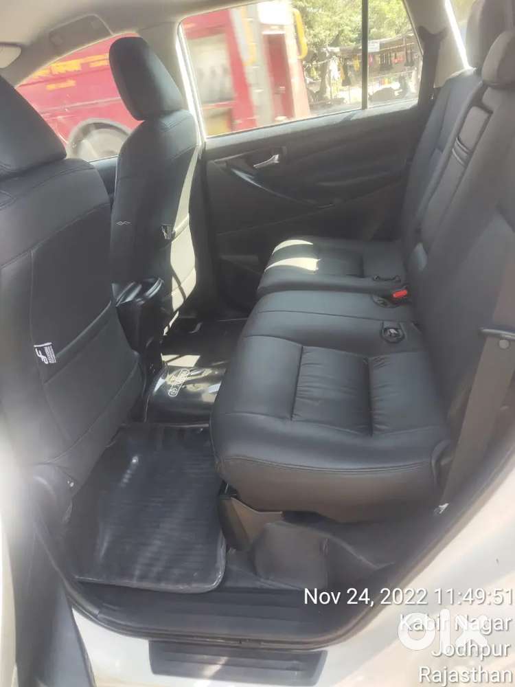 Toyota Innova Crysta 2017