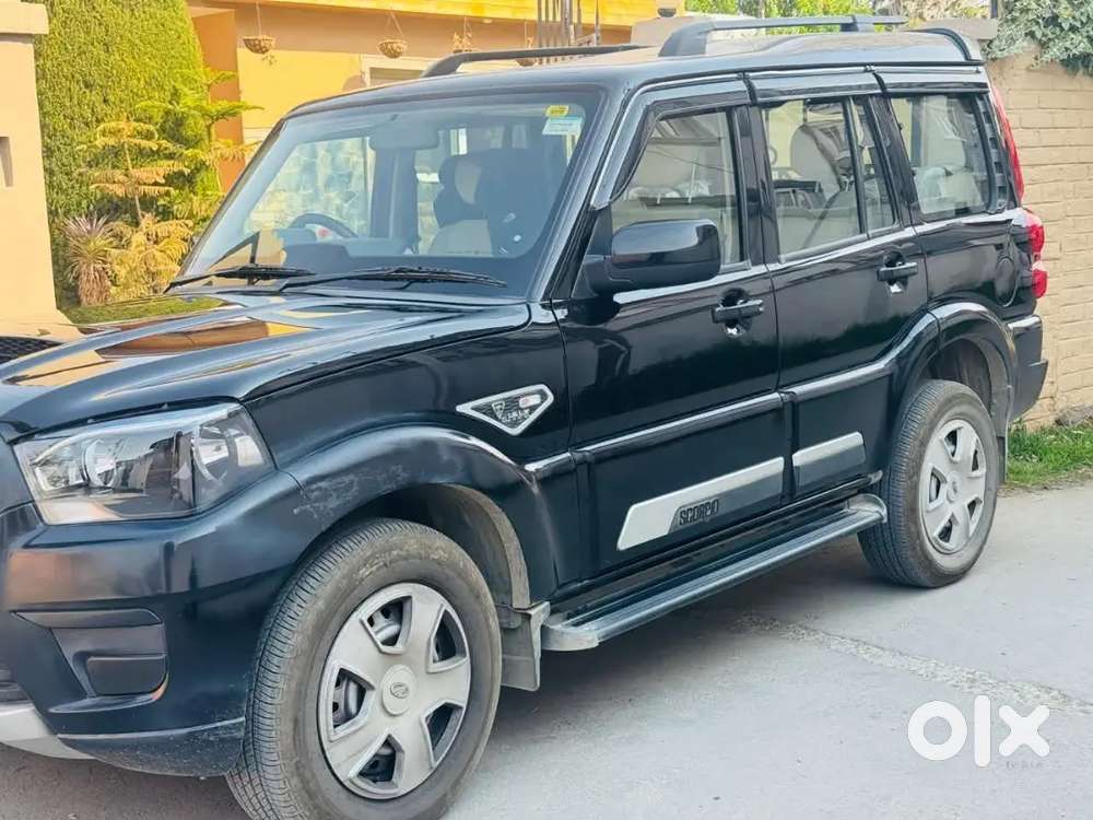 Mahindra Scorpio Classic 2025