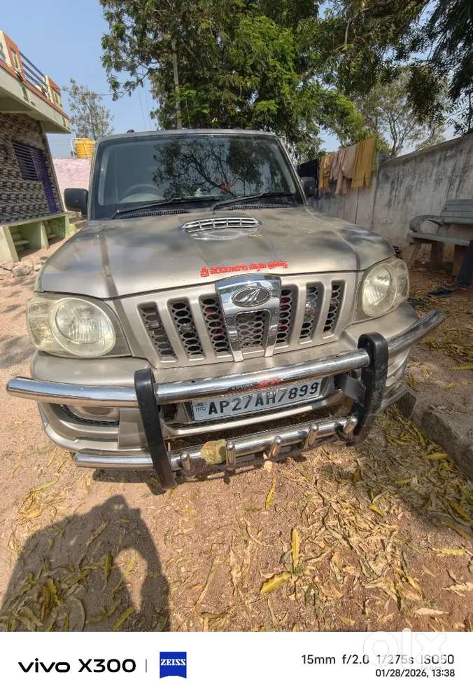 Mahindra Scorpio Classic 2011 Diesel 200000 Km Driven
