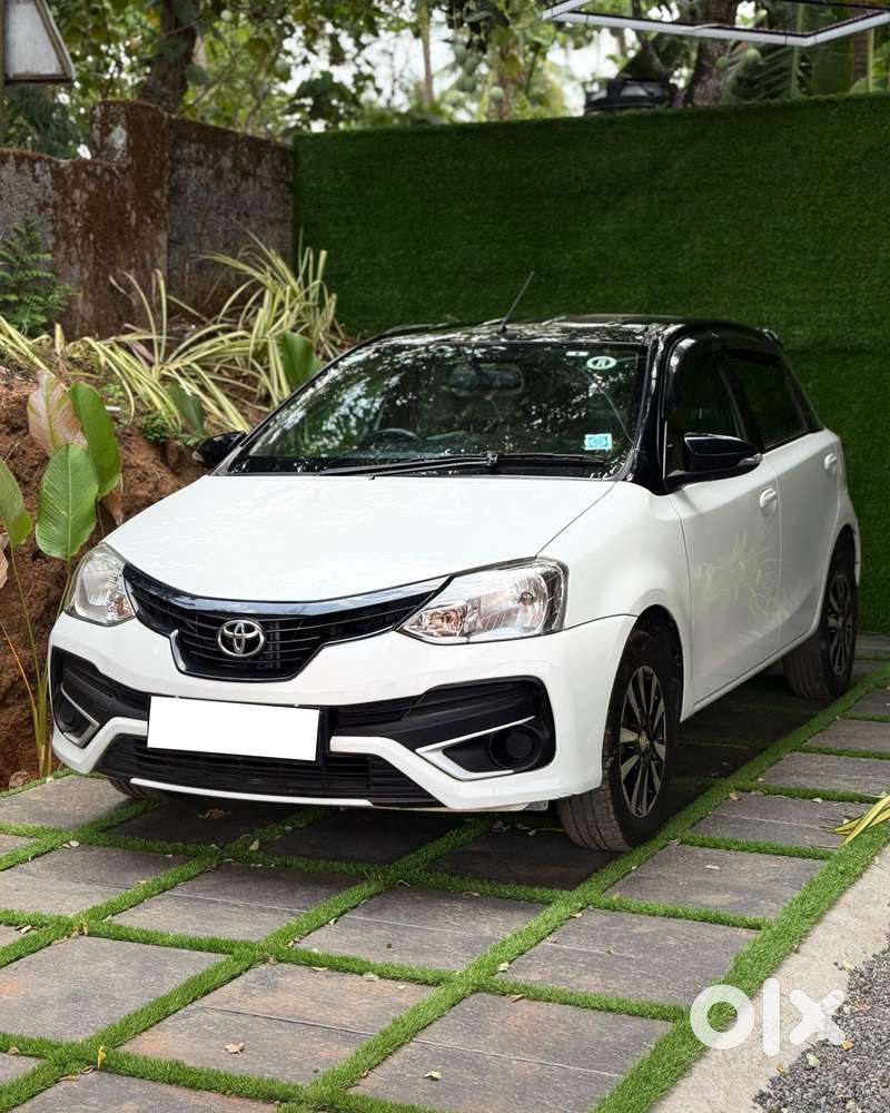 Toyota Etios Liva Vd Dual Tone, 2017, Diesel
