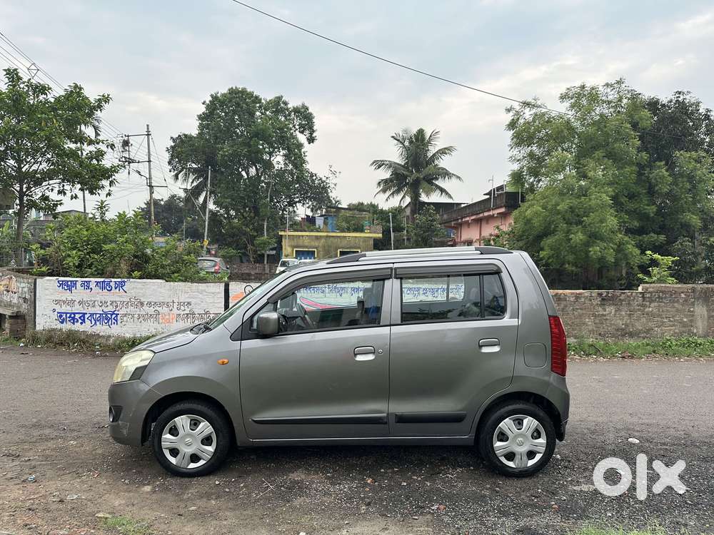 Maruti Suzuki Wagon R Vxi Opt 1.2, 2013, Petrol