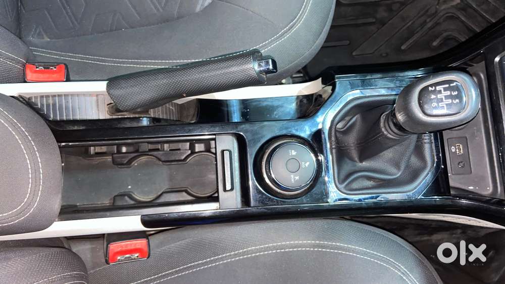Tata Nexon 1.2 Revotron Xz Plus, 2021, Petrol