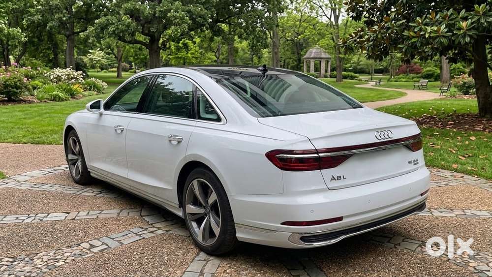 Audi A8 L, 2024, Petrol