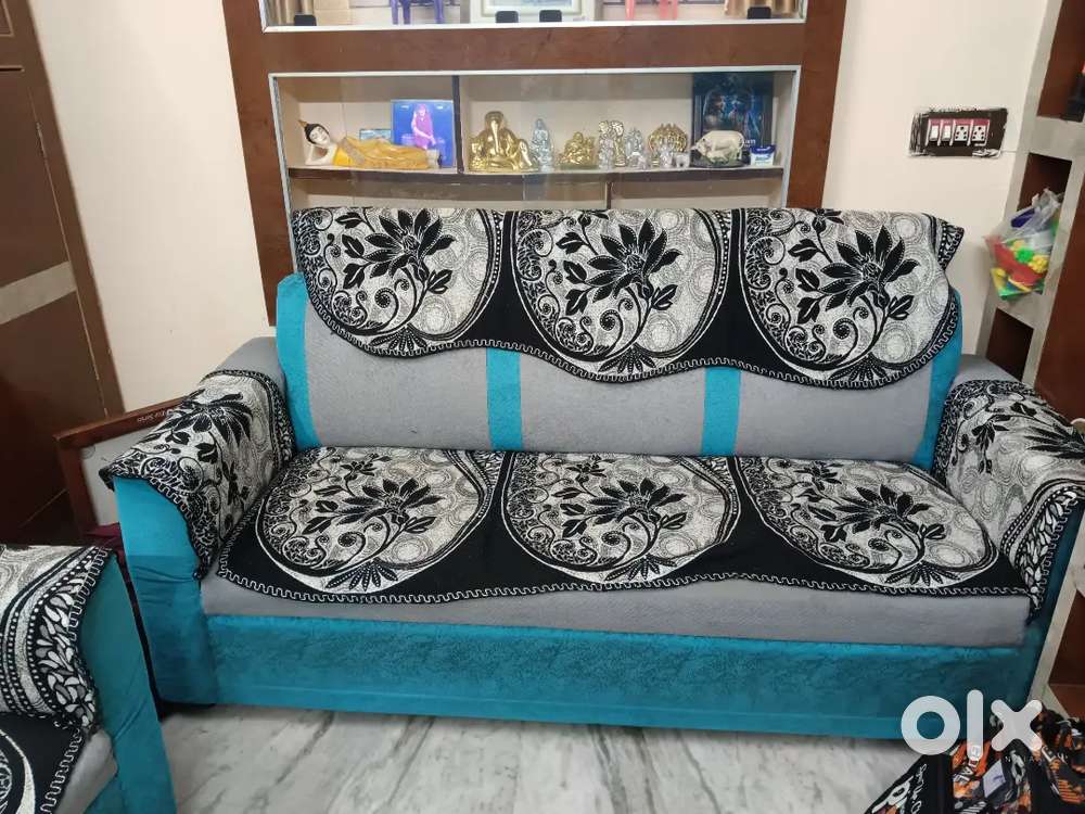 My sofa set for seal